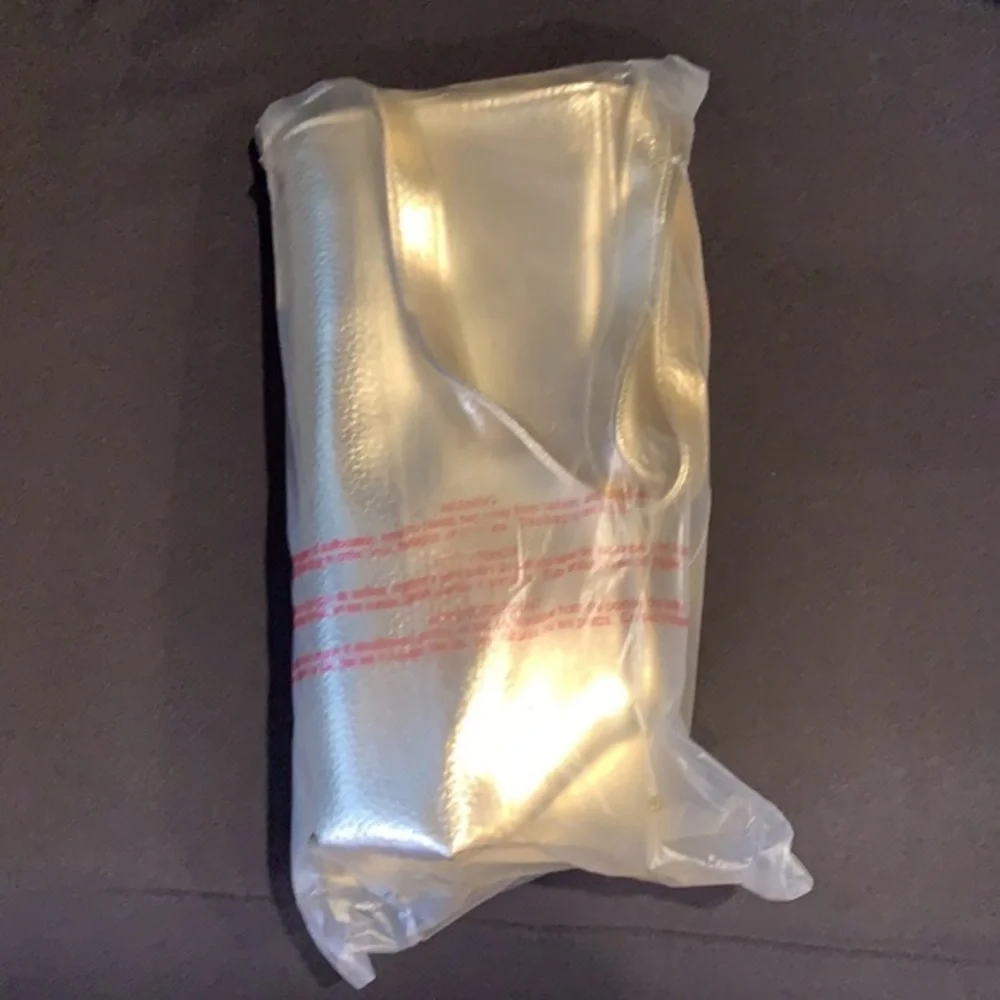 NWOT Original Packaging Chi Tote Bag